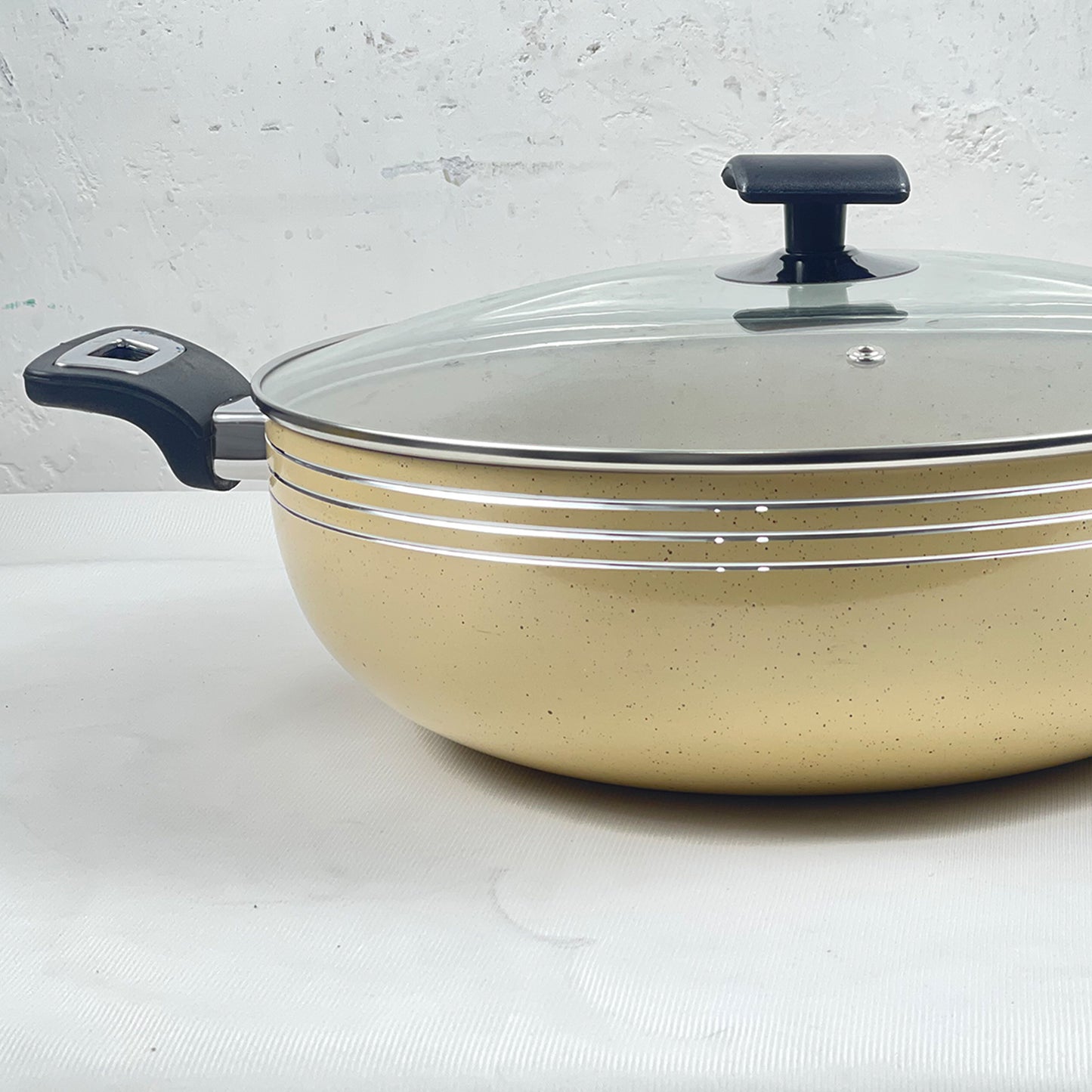 Non Stick Marble Coating Classic Wok/Karahi with Glass Lid - Beige
