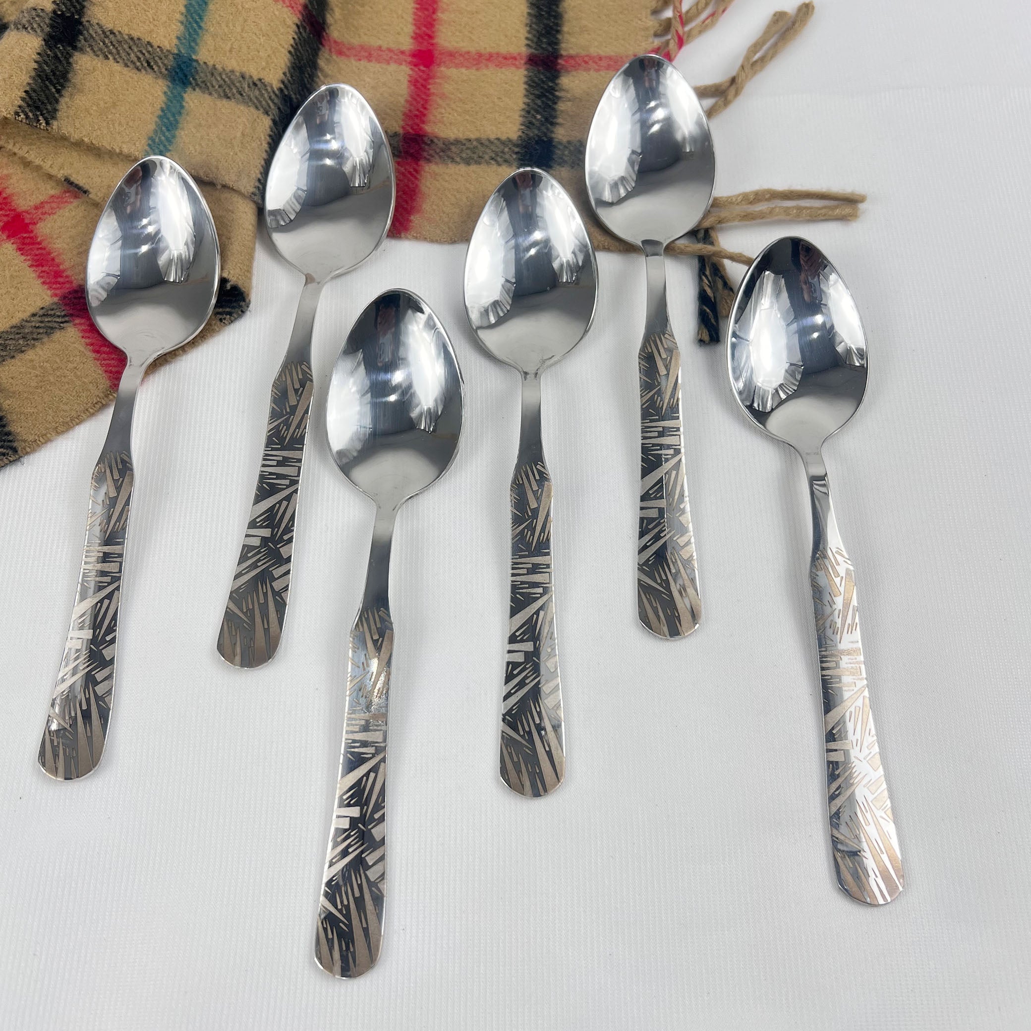 Stainless Steel Table Spoon Set – Elegant Grass Design