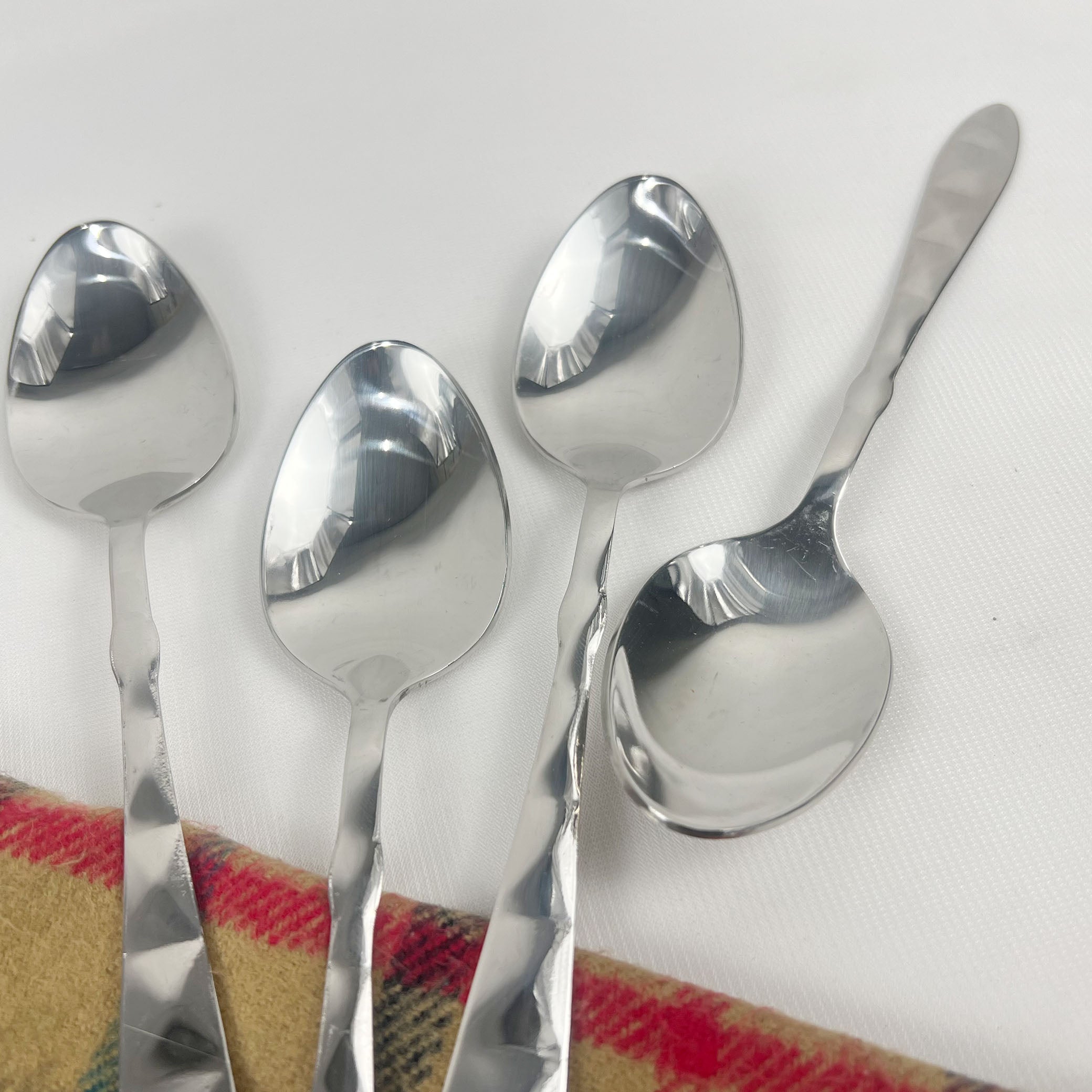 6-Piece Stainless Steel Table Spoon Set – Elegant Diamond Design