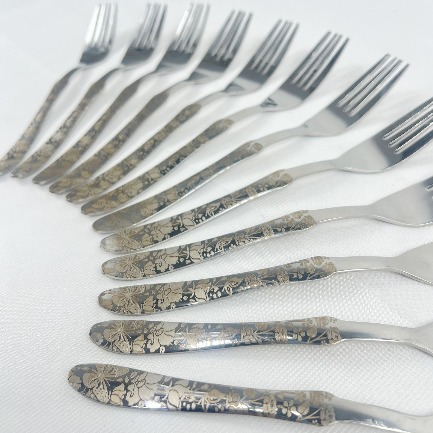 6-Piece Stainless Steel Table Fork Set – Elegant Flower Design