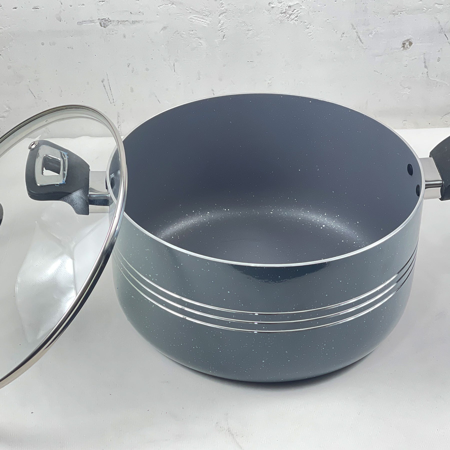 Non Stick Marble Coating Classic Casserole/Begona with Glass Lid - Gray