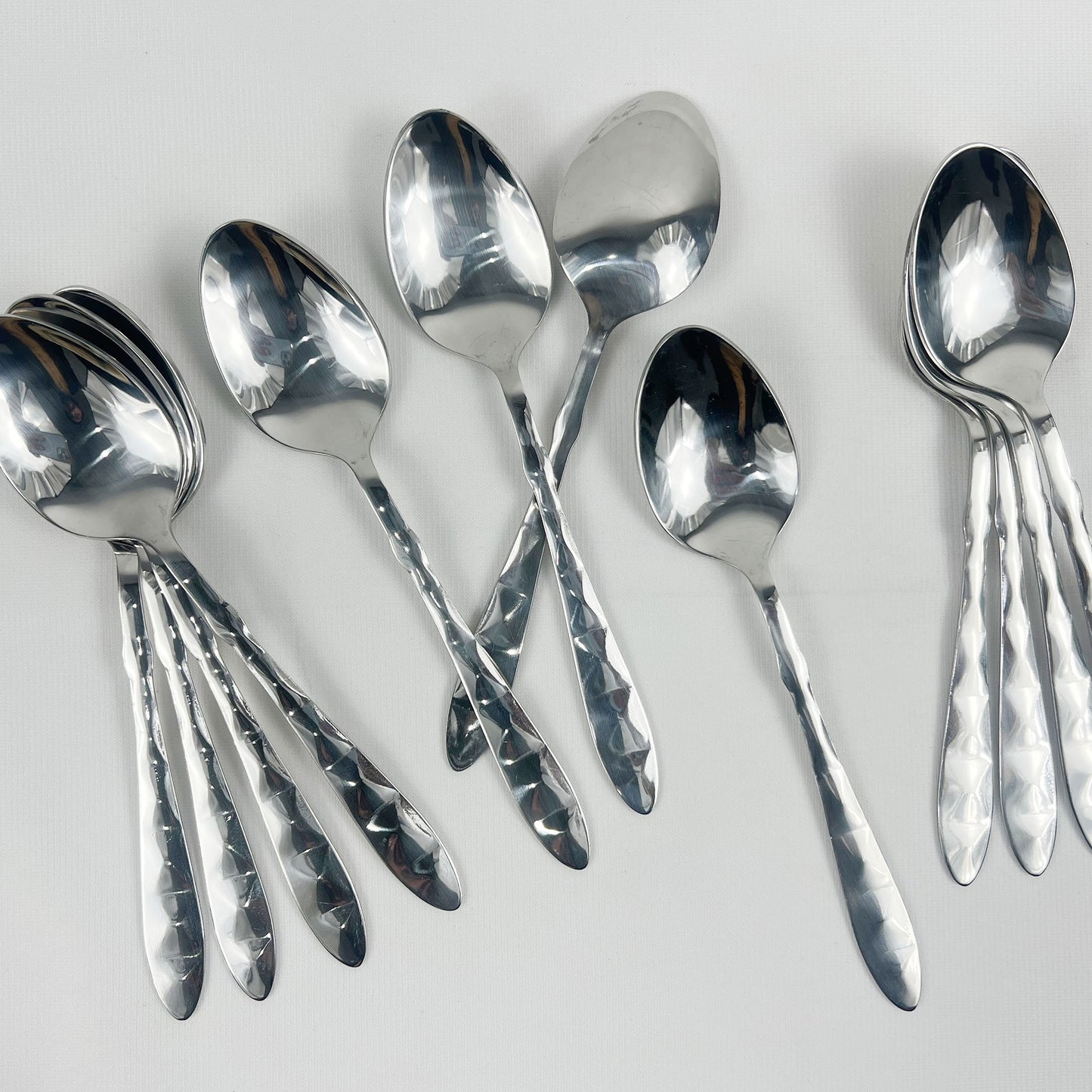 Stainless Steel Table Spoon Set – Elegant Diamond Design